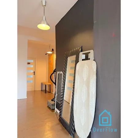 Homestay Antique - Charming Place, 15 Minutes To Old Town & Seaside